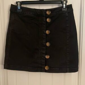 FREE PEOPLE Downtown‎ Button Down Black Denim Mini Skirt Women’s Size 6